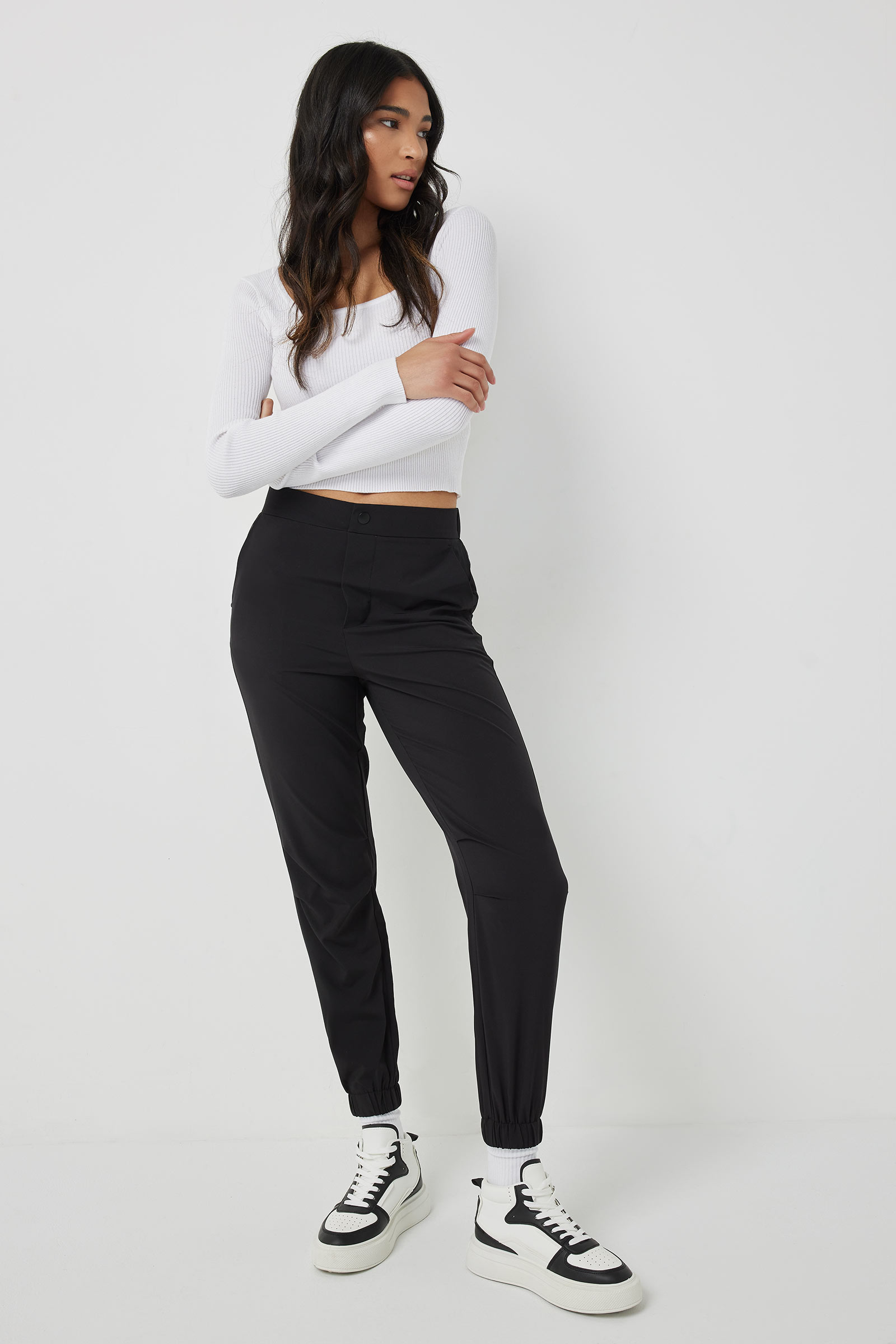 Ardene Smooth Stretch Cargo Sweatpants in Black | Size | Polyester/Elastane