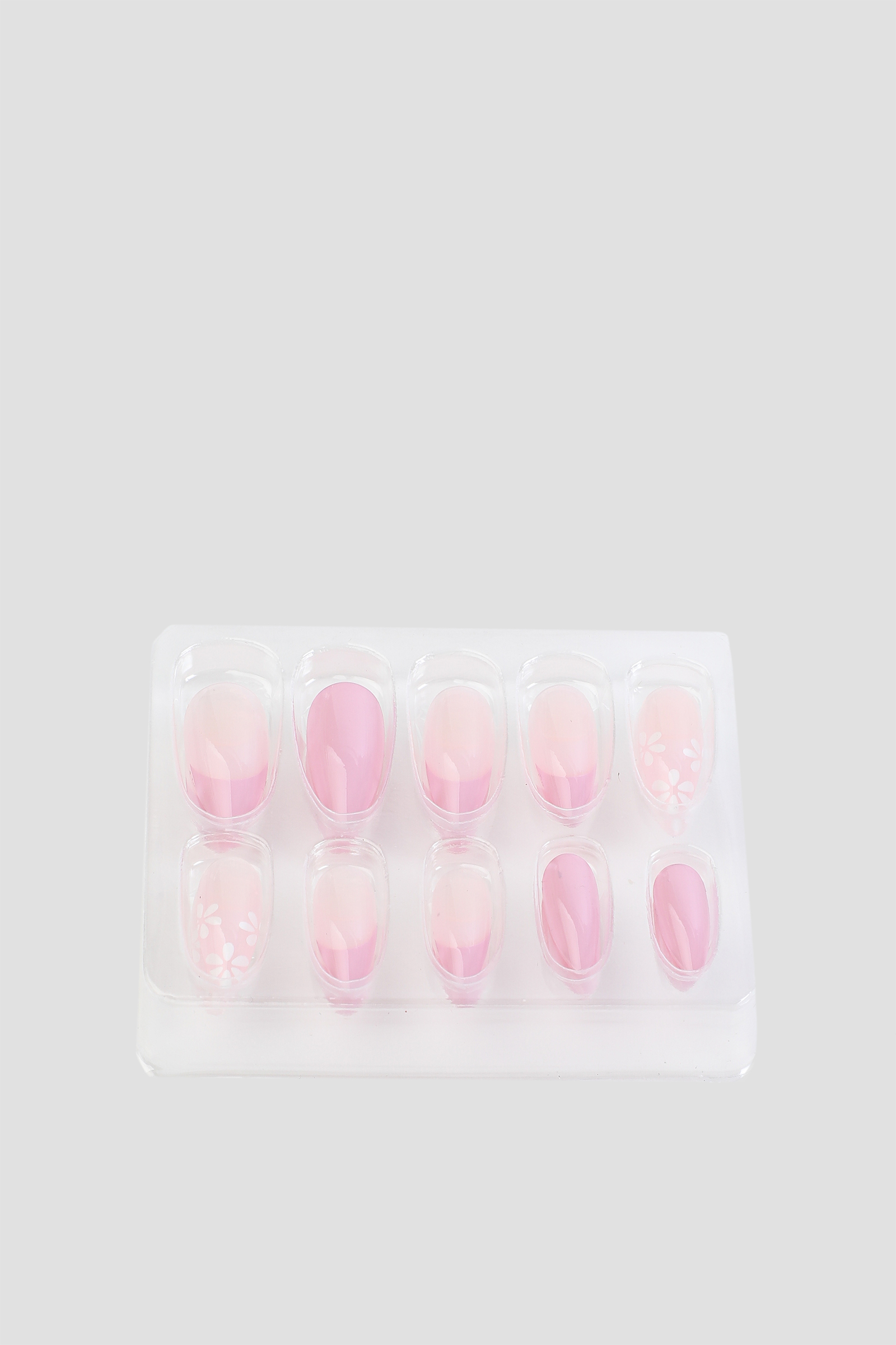 Ardene Pink Almond Shaped Fake Nails in Light Pink